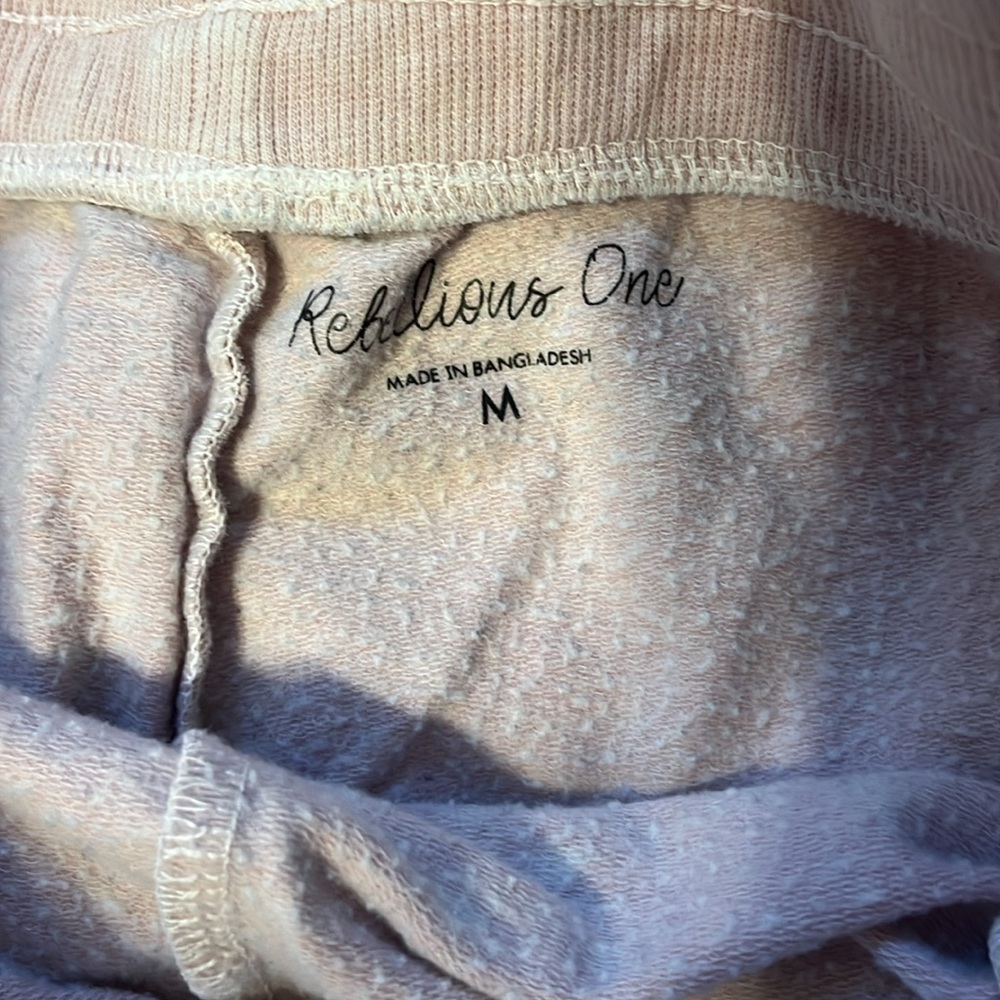 sweatpants - Picture 3 of 4